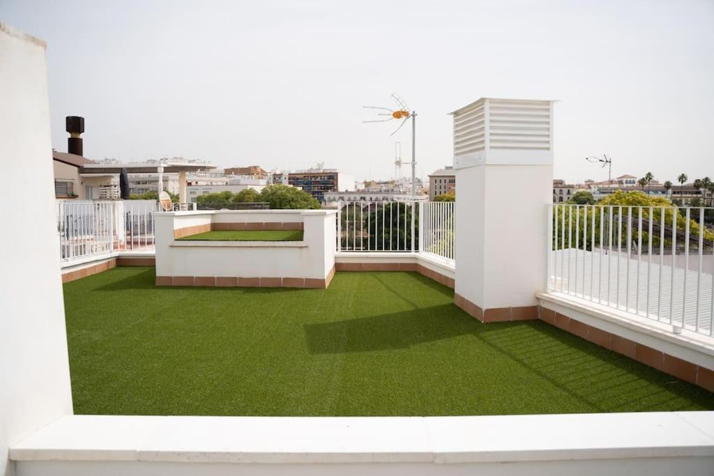 Optimus Corazon De Triana Apartman Sevilla Kültér fotó