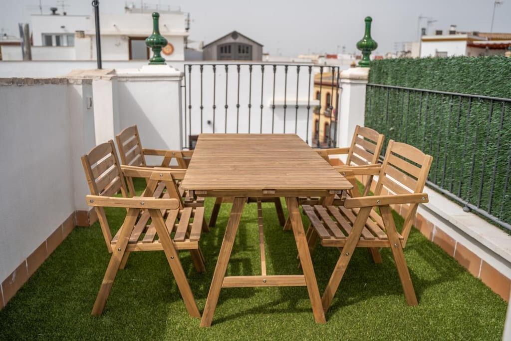 Optimus Corazon De Triana Apartman Sevilla Kültér fotó